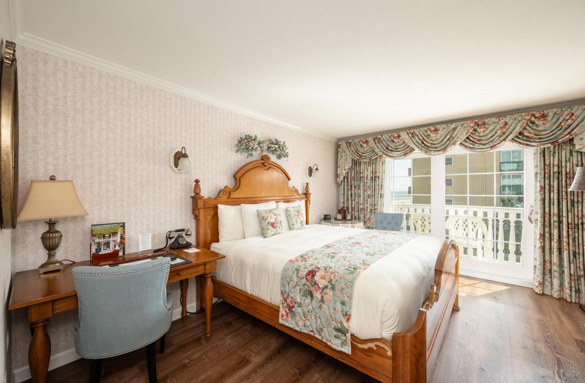 Boardwalk Plaza Hotel شاطئ ريهوبوث المظهر الخارجي الصورة