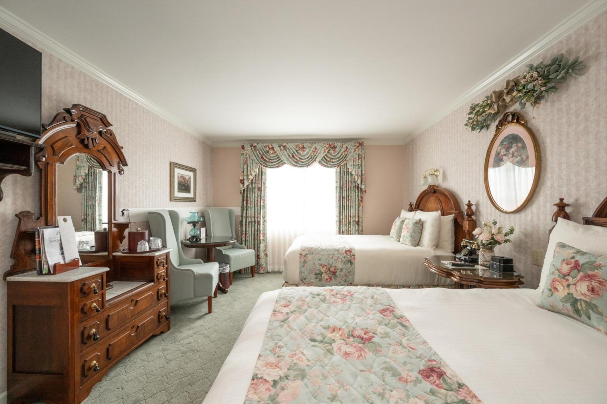 Boardwalk Plaza Hotel شاطئ ريهوبوث المظهر الخارجي الصورة