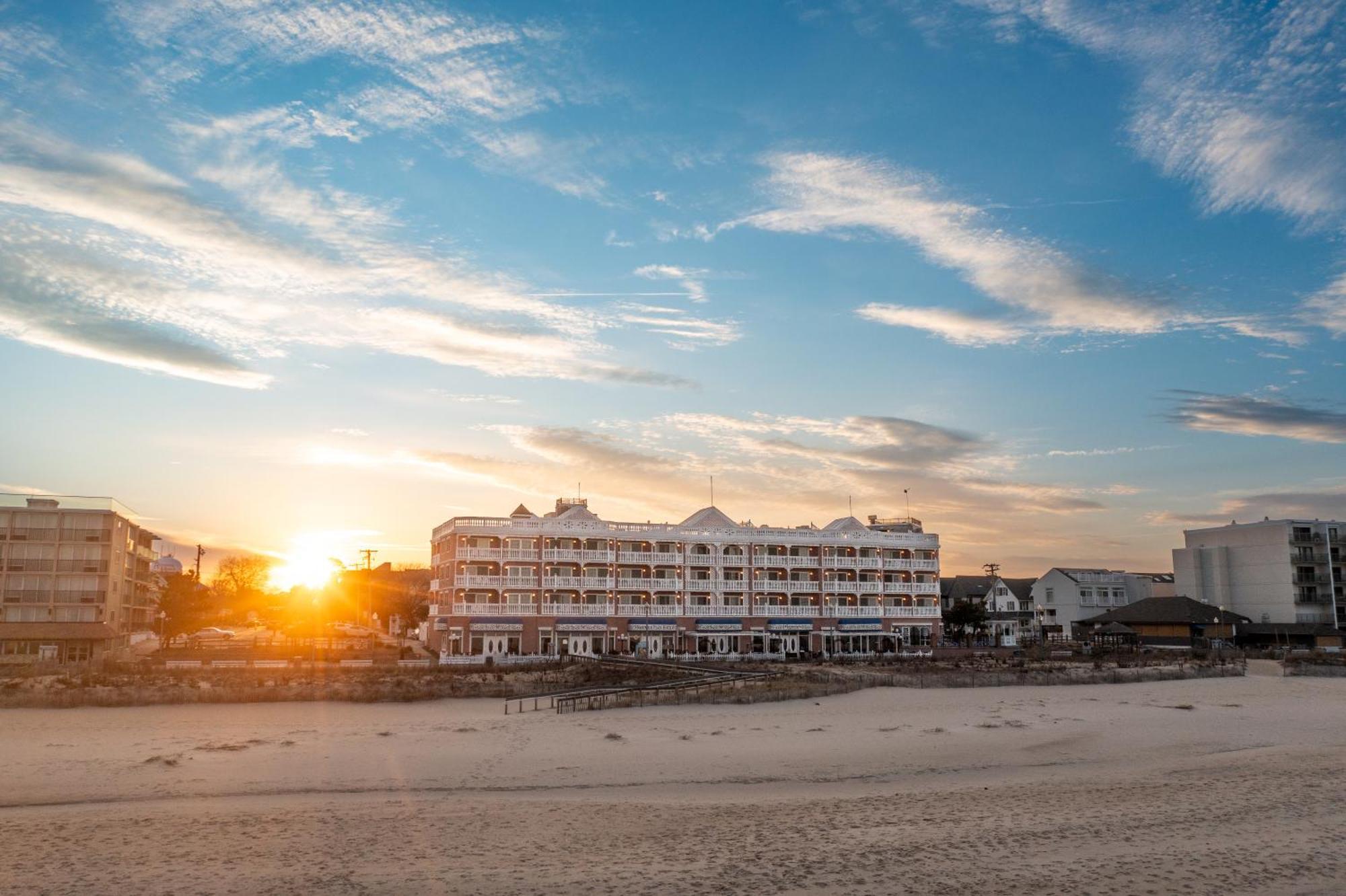 Boardwalk Plaza Hotel شاطئ ريهوبوث المظهر الخارجي الصورة